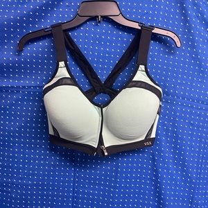 Victoria's Secret Women's sports bra sz 34DD good clean 🧼 cond no issues wow
